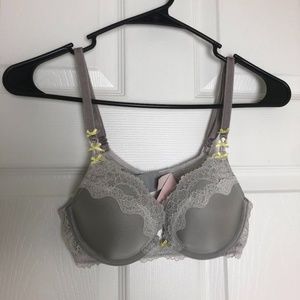 Victoria's Secret Beige Dream Angels Push Up Bra